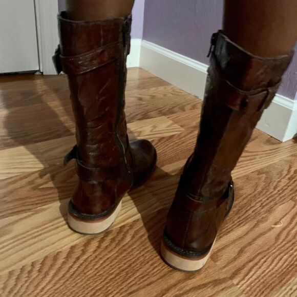 Medici New York Boots - Picture 3 of 3